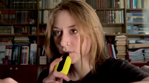 Rie online show from April 7, 2026, 1:55 pm