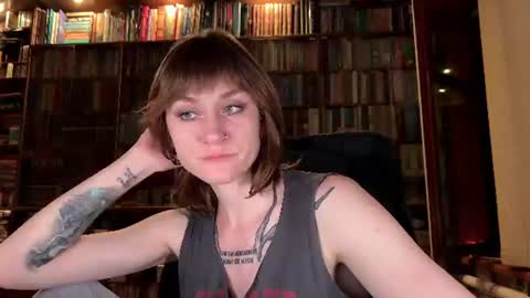Rie online show from June 14, 2026, 6:21 pm