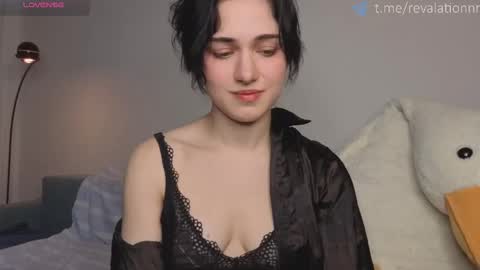 Ewiwi online show from February 25, 2026, 3:32 pm