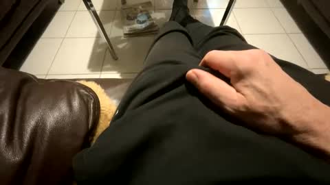 revilo1165 online show from January 20, 2025, 10:04 pm