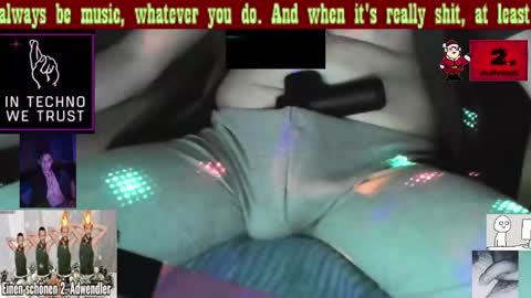 revilo80 online show from December 8, 2024, 12:40 am