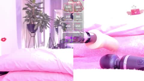 Snapshot of revy_black69 chatting on December 29, 2024, 4:08 pm Rebecca y sarih online show from December 29, 2024, 4:08 pm