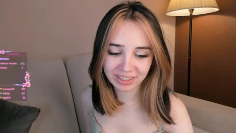 Elin online show from December 11, 2024, 4:49 am