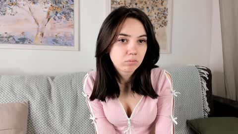 Elin online show from January 28, 2025, 1:29 am