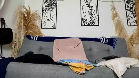 reymasterhot online show from February 14, 2026, 10:17 pm