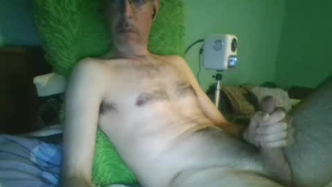 reyes_albert2006 online show from January 6, 2025, 3:42 am