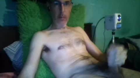 Snapshot of reyes_albert2006 chatting on June 8, 2026, 9:42 am reyes_albert2006 online show from June 8, 2026, 9:42 am
