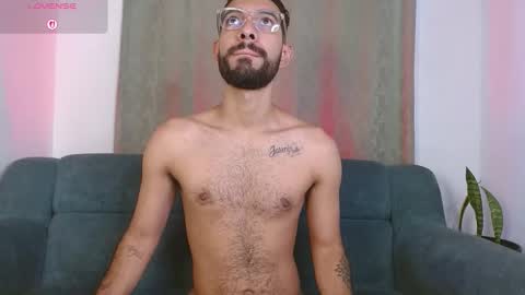 REY PABLO Independent online show from October 1, 2025, 9:43 pm