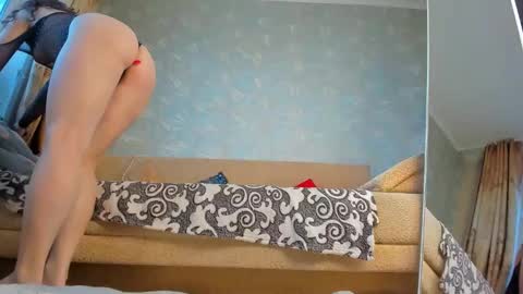 ria_32 online show from May 4, 2026, 1:23 am