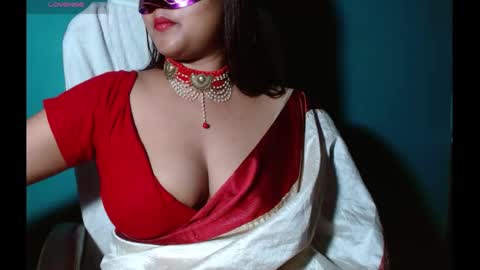 Riya online show from February 6, 2025, 10:00 pm