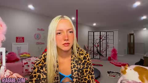 ria  online show from October 7, 2025, 3:36 am