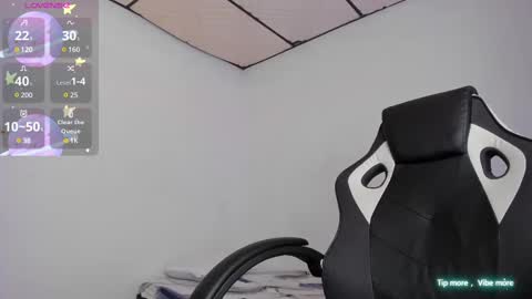 RianaK online show from March 1, 2025, 9:48 pm