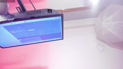 Riana online show from March 11, 2025, 10:07 am