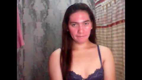 rianfox1234 online show from November 11, 2025, 1:16 am