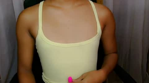 Snapshot of ricadelight chatting on June 19, 2026, 6:12 pm ricadelight online show from June 19, 2026, 6:12 pm