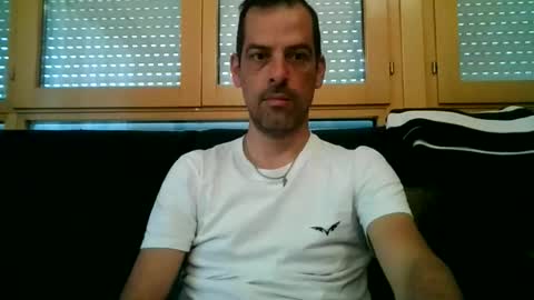 Snapshot of ricardohawtin chatting on May 1, 2026, 9:03 am ricardohawtin online show from May 1, 2026, 9:03 am