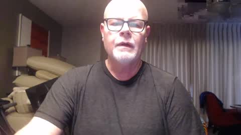 Snapshot of rich32937 chatting on July 26, 2026, 6:15 pm rich32937 online show from July 26, 2026, 6:15 pm