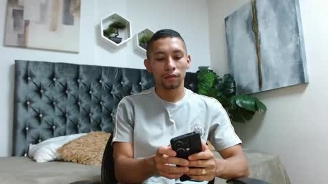 richar_voller online show from September 23, 2025, 11:13 am