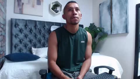 richar_voller online show from April 22, 2026, 11:23 am