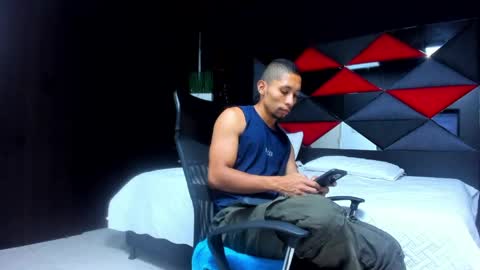 Snapshot of richar_voller chatting on May 11, 2026, 11:27 am richar_voller online show from May 11, 2026, 11:27 am