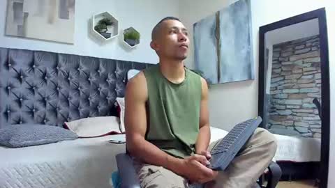 Snapshot of richar_voller chatting on June 10, 2026, 11:31 am richar_voller online show from June 10, 2026, 11:31 am