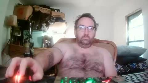 Snapshot of richard11268869 chatting on May 14, 2026, 11:17 am richard11268869 online show from May 14, 2026, 11:17 am