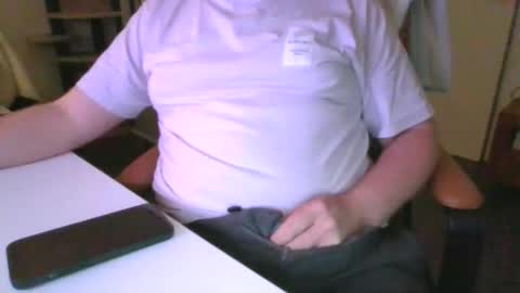 Snapshot of richard97188 chatting on May 1, 2026, 9:30 pm richard97188 online show from May 1, 2026, 9:30 pm