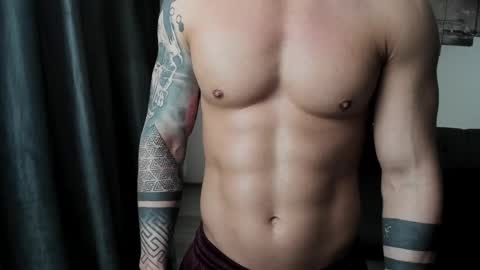 RichardDarell online show from April 23, 2026, 4:57 am