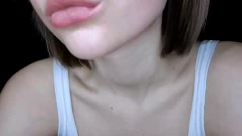 Luna online show from April 16, 2026, 6:41 pm