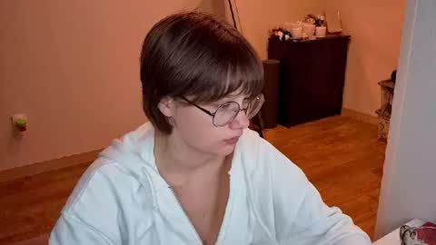 Snapshot of richardlundsten chatting on July 20, 2026, 6:43 pm Luna online show from July 20, 2026, 6:43 pm