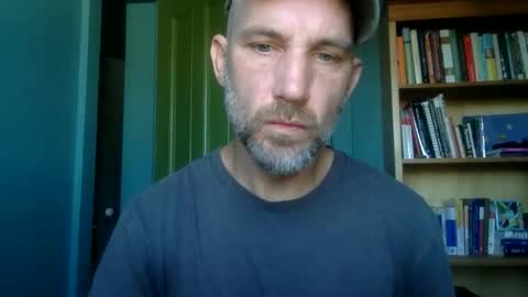 richheader online show from October 28, 2025, 1:14 pm