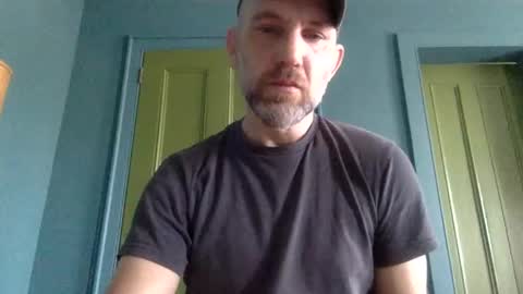 Snapshot of richheader chatting on April 9, 2026, 12:21 pm richheader online show from April 9, 2026, 12:21 pm