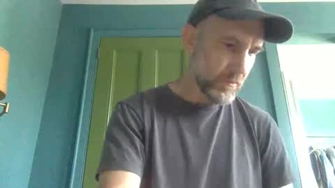 Snapshot of richheader chatting on May 8, 2026, 12:10 pm richheader online show from May 8, 2026, 12:10 pm