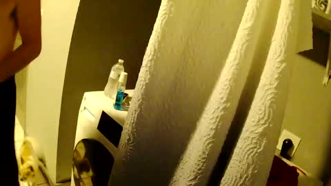 richierich813 online show from October 5, 2025, 5:50 am