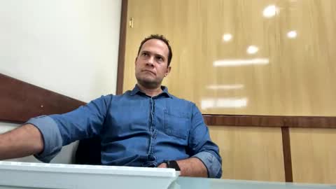 Rick Arian online show from October 8, 2025, 1:09 pm