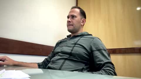 Rick Arian online show from October 22, 2025, 11:54 am