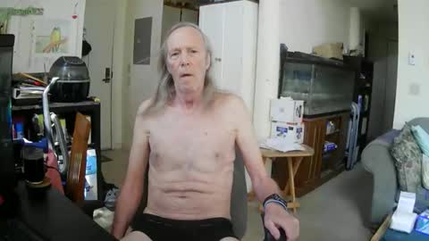 Snapshot of rickl56 chatting on April 16, 2026, 3:57 pm rickl56 online show from April 16, 2026, 3:57 pm