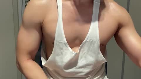 R online show from January 17, 2025, 6:44 pm