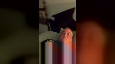 rickyd11065 online show from April 28, 2026, 2:27 am