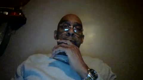 Snapshot of rico97681 chatting on November 18, 2025, 1:44 am rico97681 online show from November 18, 2025, 1:44 am