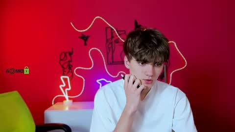 Rico online show from April 21, 2026, 1:42 am