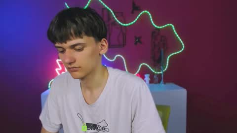 Rico online show from April 21, 2026, 6:55 pm