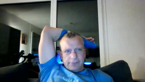 ricogumpi online show from May 7, 2026, 7:08 pm