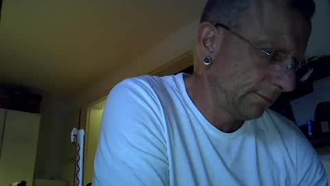 Snapshot of ricogumpi chatting on July 3, 2026, 6:58 pm ricogumpi online show from July 3, 2026, 6:58 pm