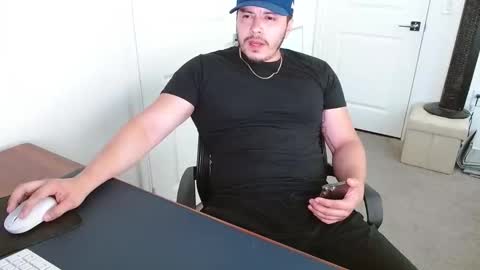 Snapshot of ricoxxxlove chatting on April 18, 2026, 11:05 pm Rico After Dark online show from April 18, 2026, 11:05 pm