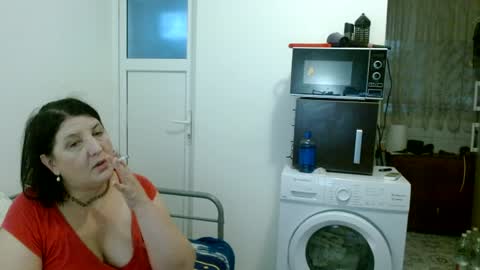 Snapshot of ridemerafsuzana chatting on December 4, 2024, 12:03 pm Ridemeraf online show from December 4, 2024, 12:03 pm