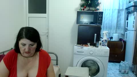 Snapshot of ridemerafsuzana chatting on December 9, 2024, 6:14 pm Ridemeraf online show from December 9, 2024, 6:14 pm