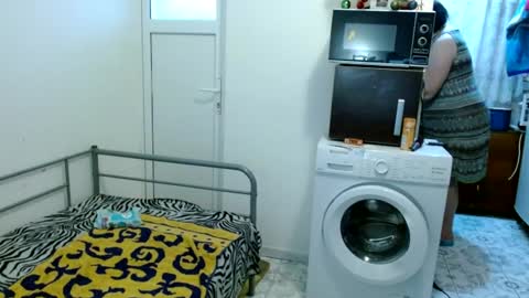 Snapshot of ridemerafsuzana chatting on December 20, 2024, 10:05 am Ridemeraf online show from December 20, 2024, 10:05 am