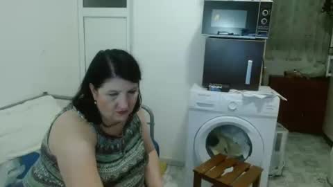 Snapshot of ridemerafsuzana chatting on January 26, 2025, 10:35 pm Ridemeraf online show from January 26, 2025, 10:35 pm