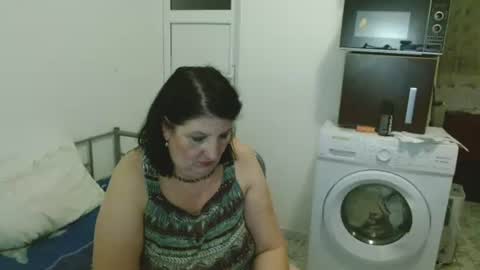 Snapshot of ridemerafsuzana chatting on January 28, 2025, 4:19 pm Ridemeraf online show from January 28, 2025, 4:19 pm